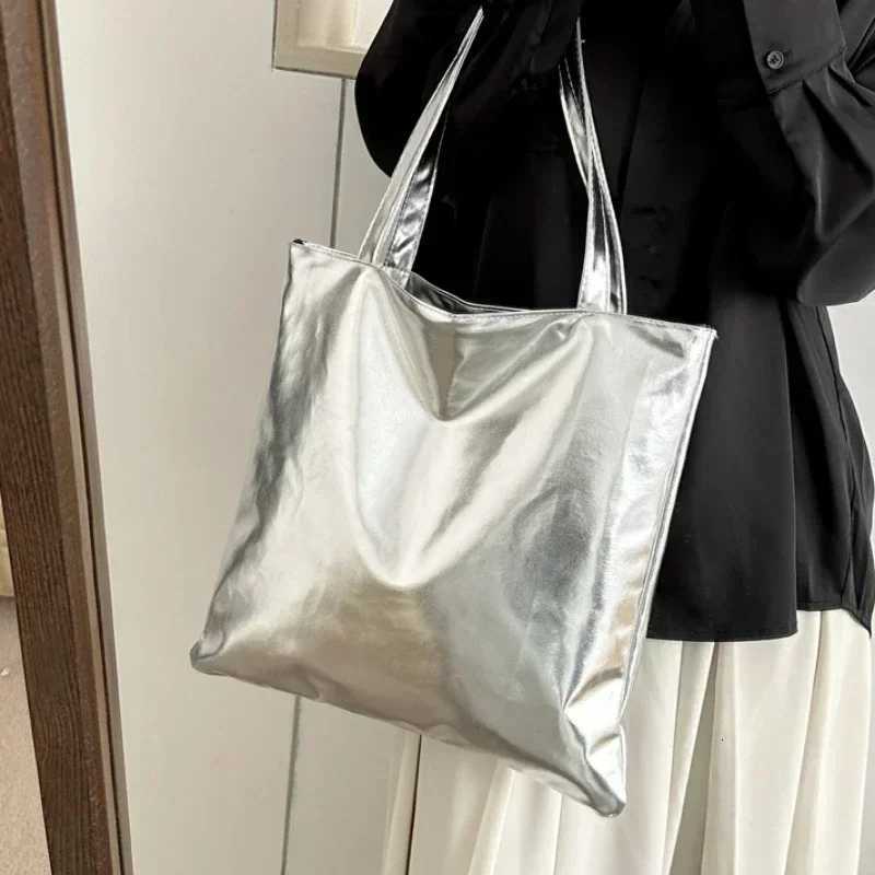 Women Glossy Tote Bags for Fashion High Capacity Shopping Pouch PU Leather Handbags Shiny Casual Female Purse s Shoulder Bag Z250812