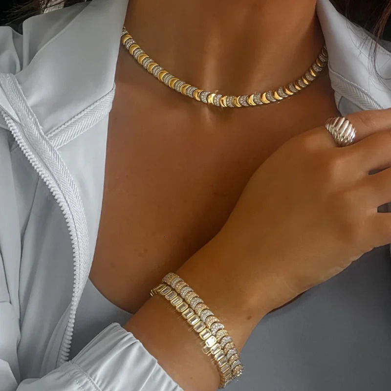 Moon Shaped Link Chain Bracelet for Women Paved Bling Cubic Zirconia Cz Two Tone Color Fashion Wedding Anniversary Gifts Jewelry 250807