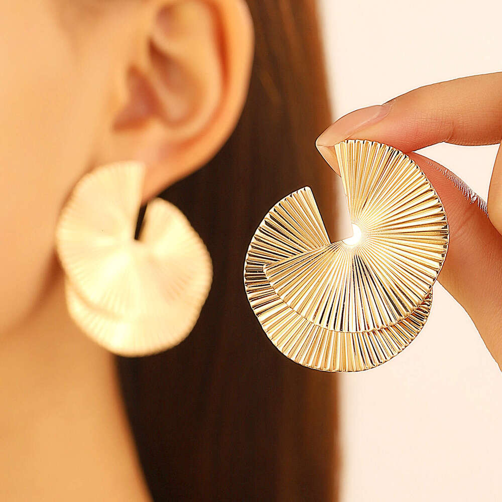 New Irregular Earrings for Women, Unique Alloy Texture Fan-shaped Earrings, Exaggerated Ear Accessories