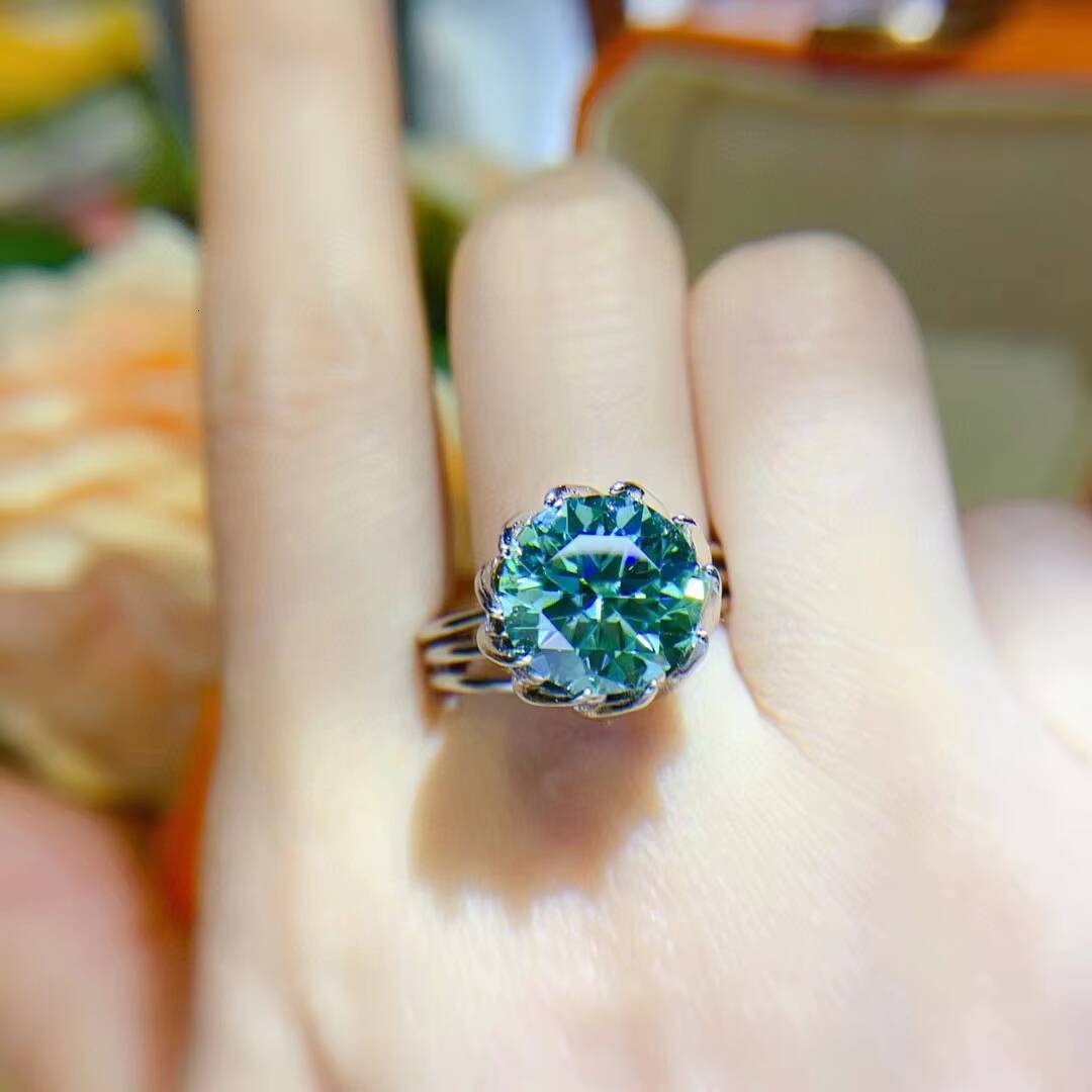 Flower Design Round Cut Vvs d Color Moissanite Ring Pass Diamond Tester 925 Sterling Sliver Luxury Green Moissanite Ring