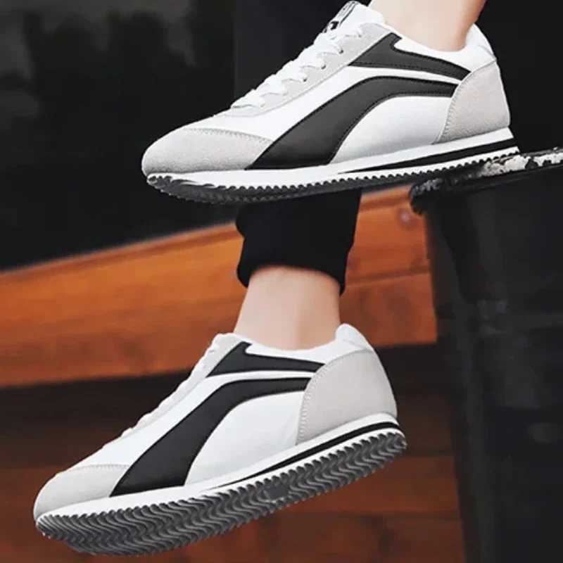 Men Running Fashion Casual Sneakers Breathable Sport Walking Knit Shoes Athletic Gym Lightweight Men Sneakers Casual Shoes Z250812