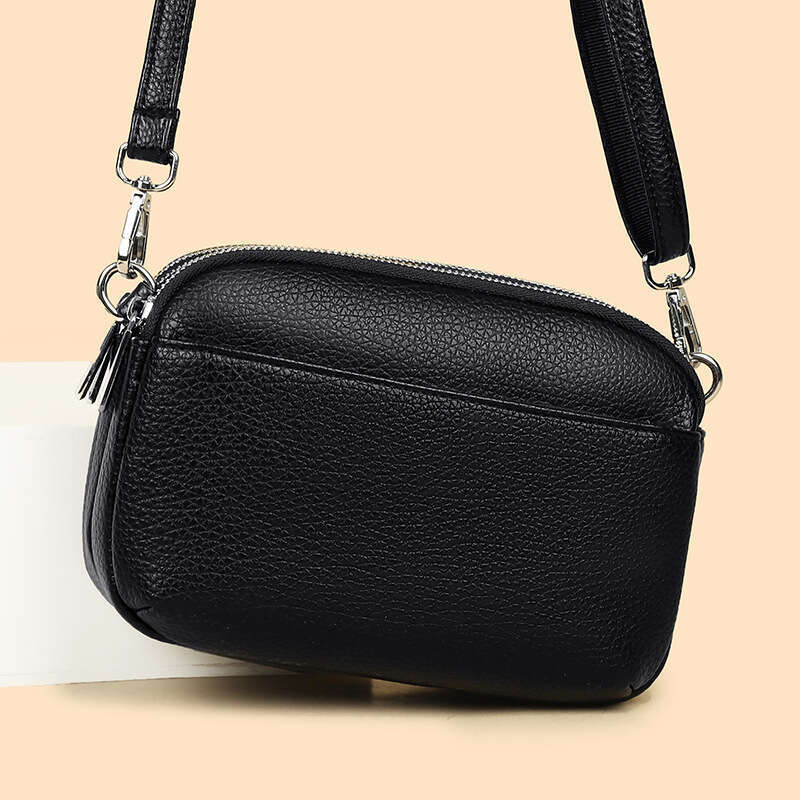 2025 New Trend Solid Color Crossbody PU Niche Korean Style Commuter Small Square Fashion Versatile Shoulder Women's Bag
