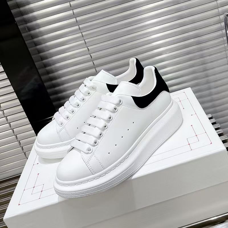 Sneakers desianer Casual Shoes Leather Trainers Oversized Sneakers women's Flats Platform Shoes White Black Luxury Loafers Velvet Suede Women Lace Up Men