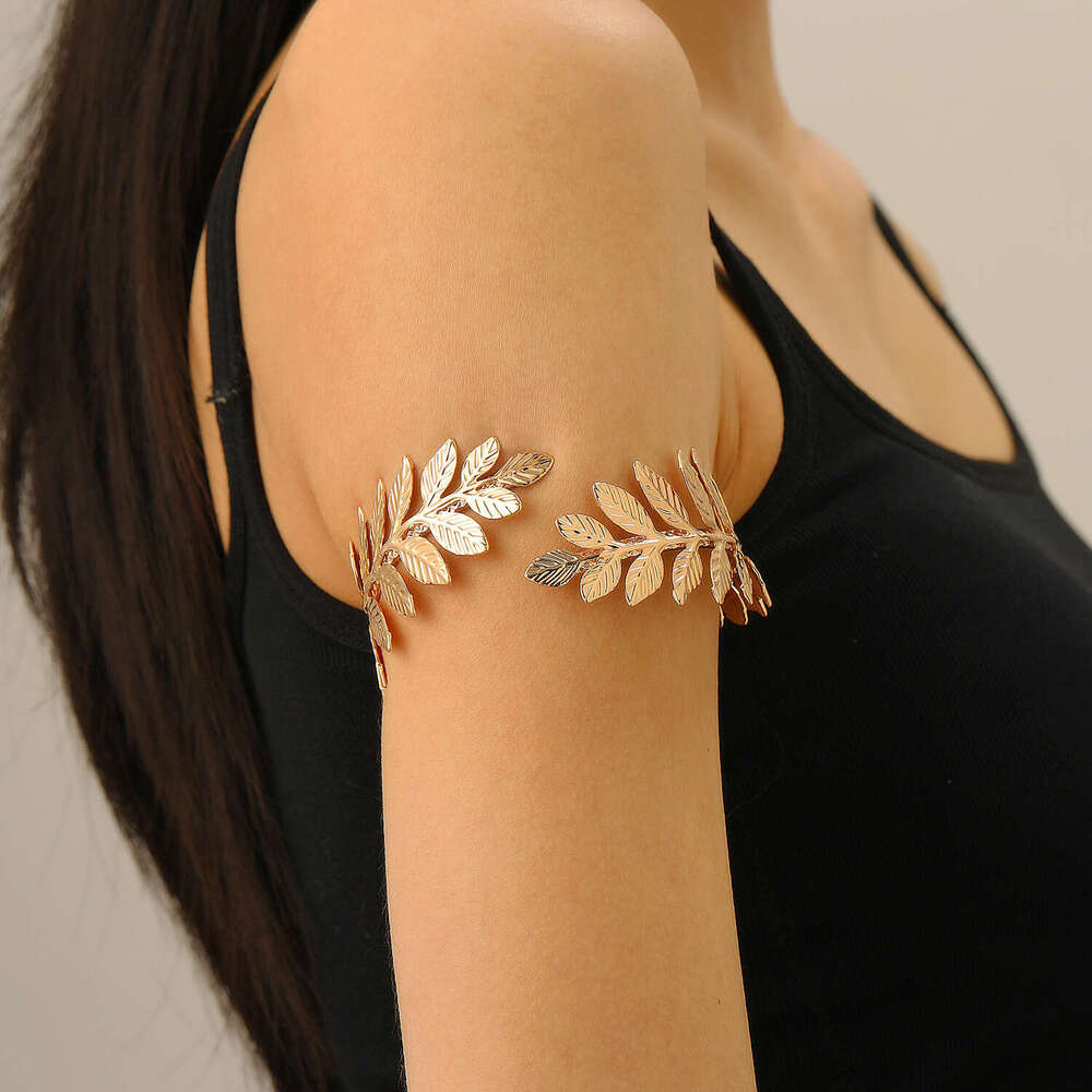 Unique Bracelet for Women Creative Exaggerated Personality Leaf Arm Ring Dual-use Accessory