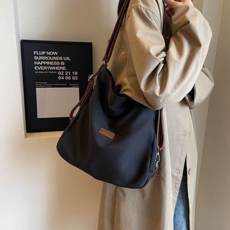 designer bag Luxury bag Student Class Nylon Bag for Women 2025 New Spring Large Capacity Backpack Commuter Single Shoulder Underarm Tote Bag