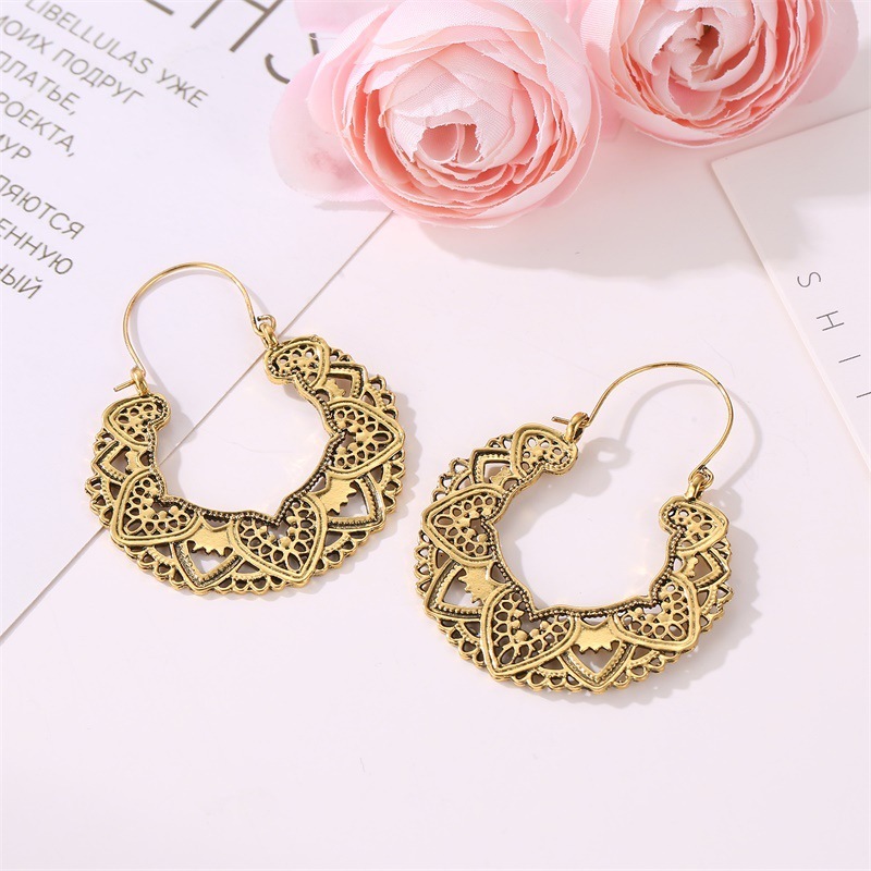 Ethnic Style Fan-Shaped Hollow Earrings For Women, Totem Earrings, Fashionable Alloy Accessories
