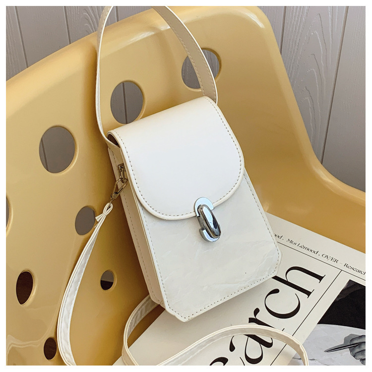 Spring New Fashionable Design Single Shoulder Crossbody Solid Color Lock Fresh Underarm Texture Phone Bag ddmymarket