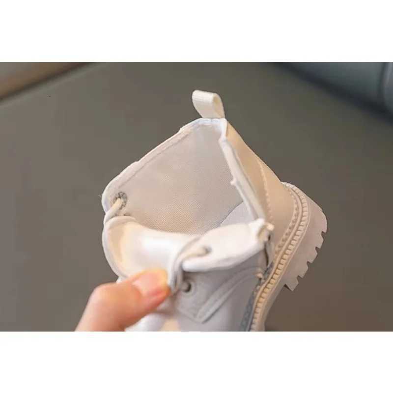 Autumn Winter Plus Velvet Warm Kids Martin Boots for Girls Boys Fashion Leather Boots Soft Bottom Non-slip Children Running Shoe XJ250812