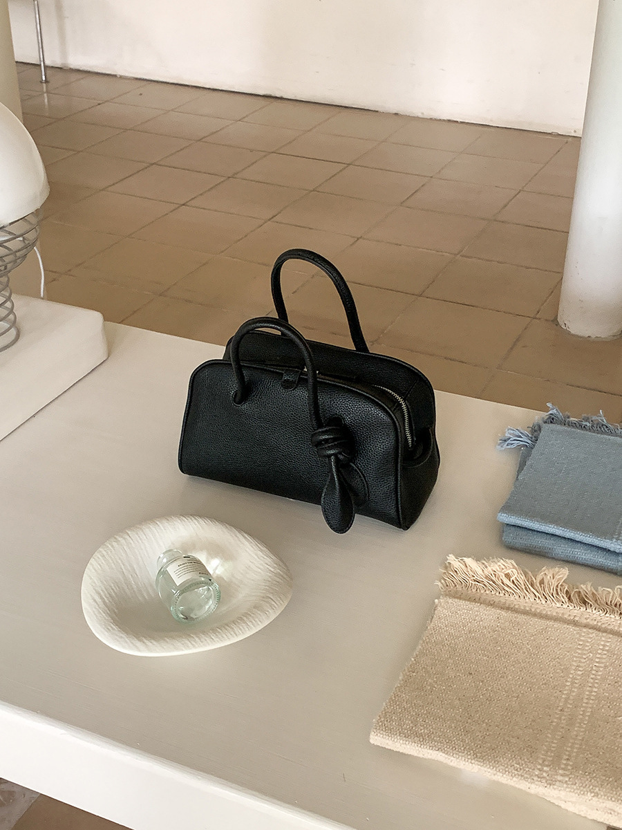 2025 New Handbag Designer Commuting High end Boston Bag