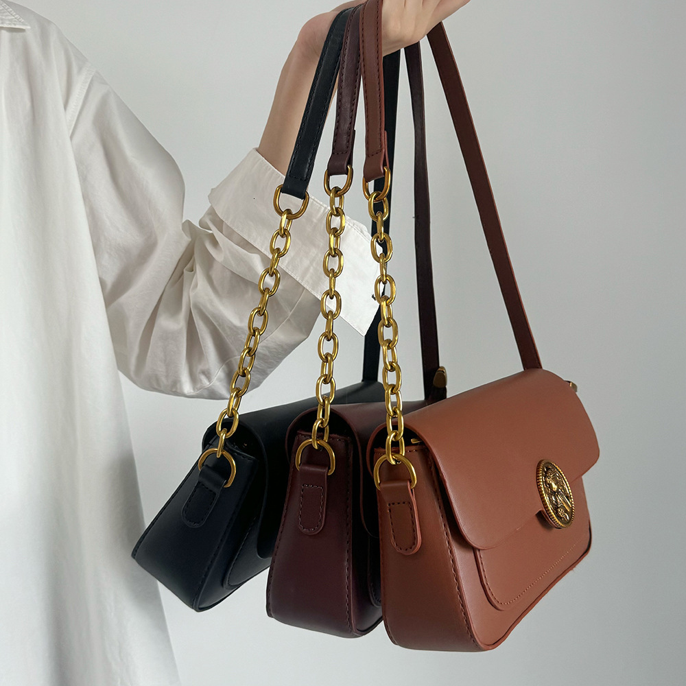 French Baguette Small Square Stylish Fashion Chain Commuter Underarm for Women Niche Versatile Shoulder Crossbody Bag ddmymarket