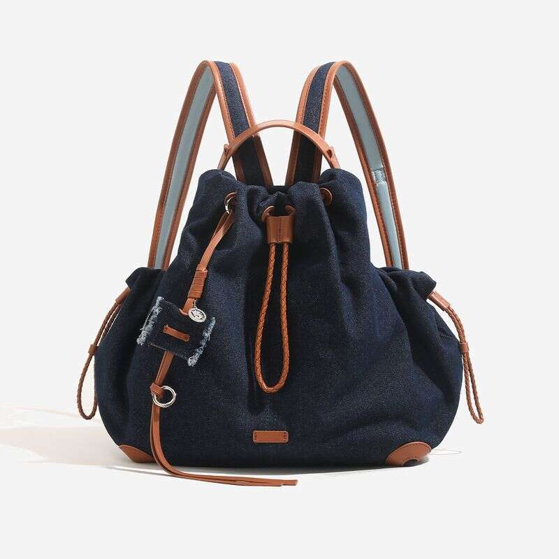 The Same Women's 2025 Spring And Summer New Large-Capacity Laptop Bag Travel Backpack Fashionable Hundred Simple Daily Leisure