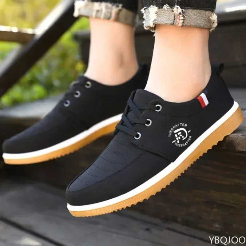 Man Canvas Shoes Fashion Platform Sneakers for Men Casual Walking Breathable Shoes Male Loafers Mens Shoes 2025 Z250812