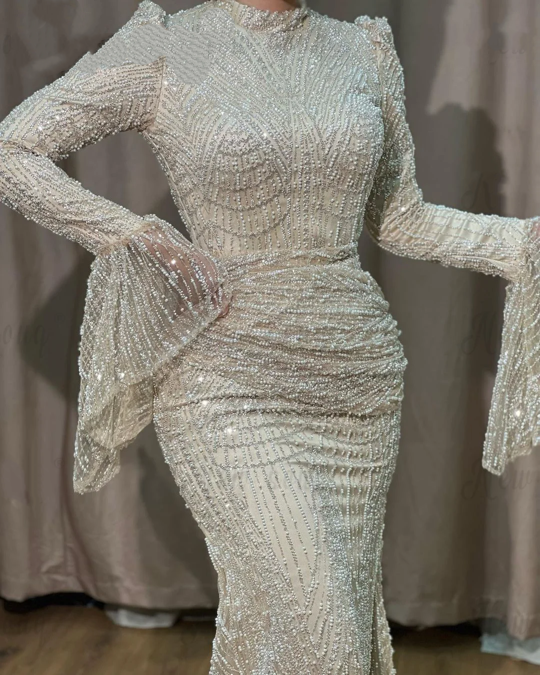 Vintage Mermaid Wedding Dress Jewel Neck Long Sleeves Bridal Gowns Sequins Sweep Train Dresses Custom Made vestidos de novia