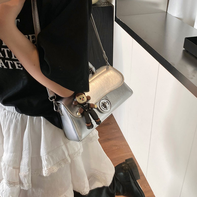 Minimalist Handbag for Women New Trendy Fashion Korean Small Square Classic Versatile Shoulder Crossbody Bag