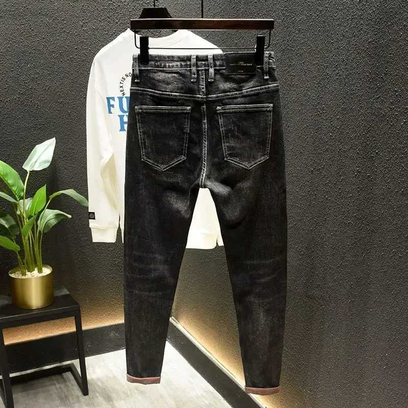 Mens Skinny Tight Pipe Jeans with Holes Black Broken Cowboy Pants Torn Ripped Slim Fit Designer Spring Autumn Xs X250812