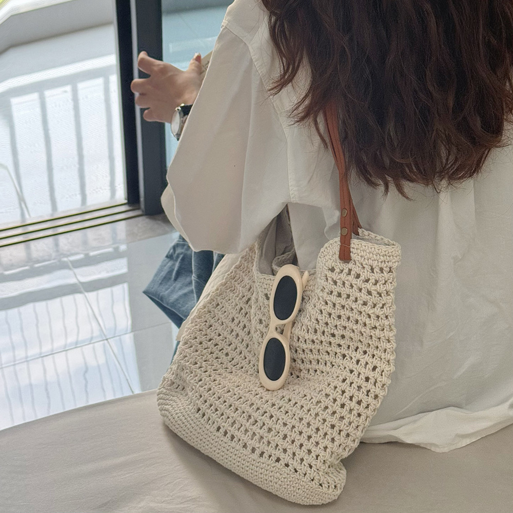 Beach Holiday Woven Tote for Women New Summer Large Capacity Shoulder Bag Guangzhou ddmymarket