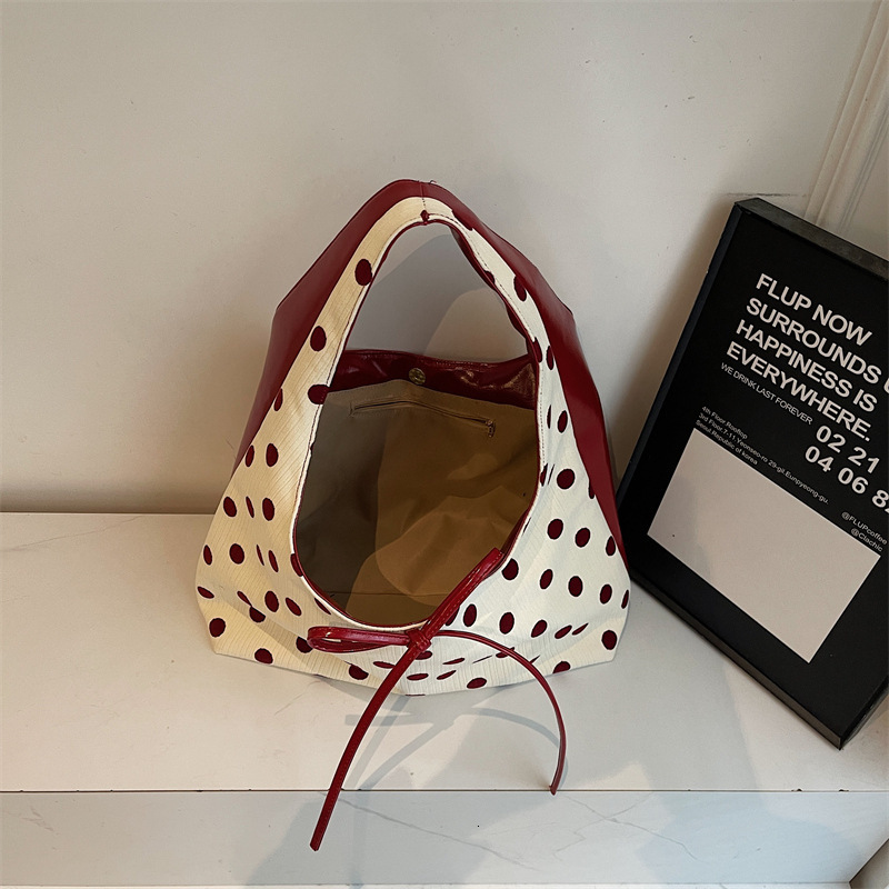 2025 Autumn New Women s Shoulder Bag bag Simple Bow Handbag New Fashion women s Dot Underarm Handbag Commuter Bag Autumn New Designer Bag