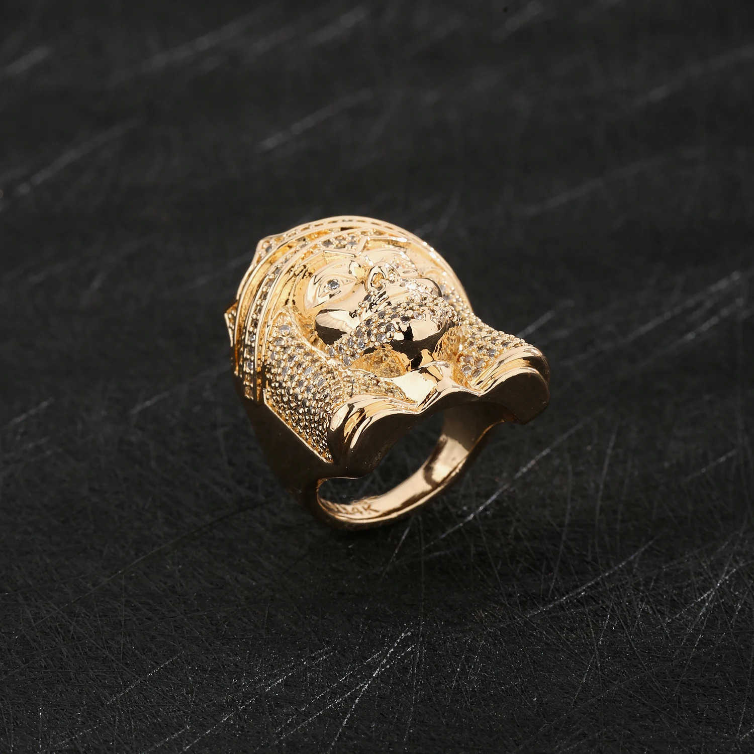 Big beard ring mens religious jewelry hip-hop street singer decoration VCT ring 250812