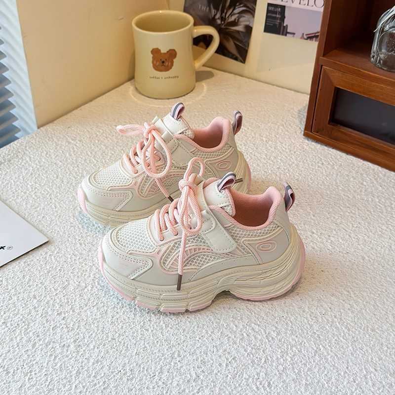 Girls shoes childrens dad shoes womens 2025 new summer mesh breathable thick sole height increasing casual sports shoes M250812