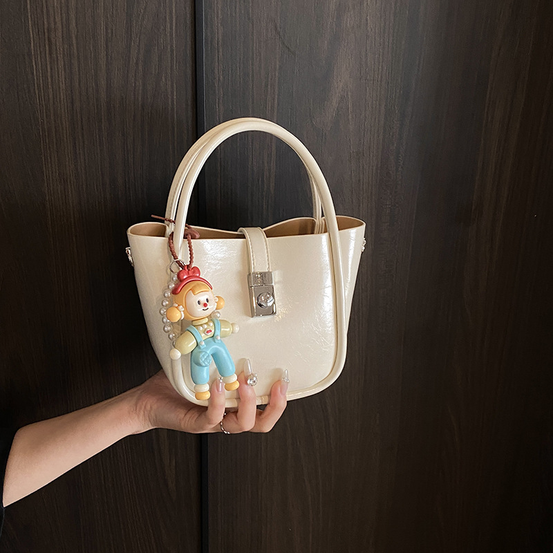Trendy High-End Style Basket for Women Spring Summer New Fashionable Versatile Casual Handheld Bucket Bag