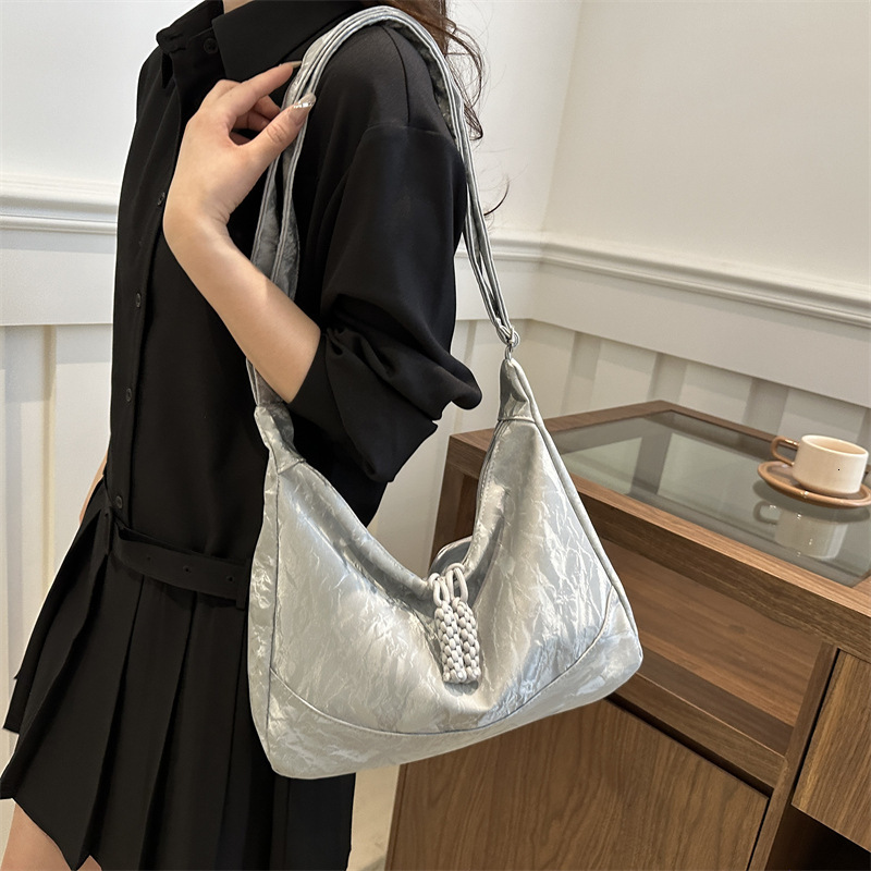Large Capacity Stylish Spring Summer New Casual Simple Design Fashionable Textured Crossbody Underarm Shoulder Bag for Women ddmymarket