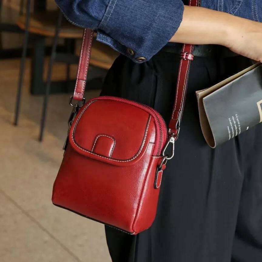 2025 hot sale fashion Small square handbag cow leather women's Pouch lady cellphone purse shoulder crossbody bag mini ddmymarket