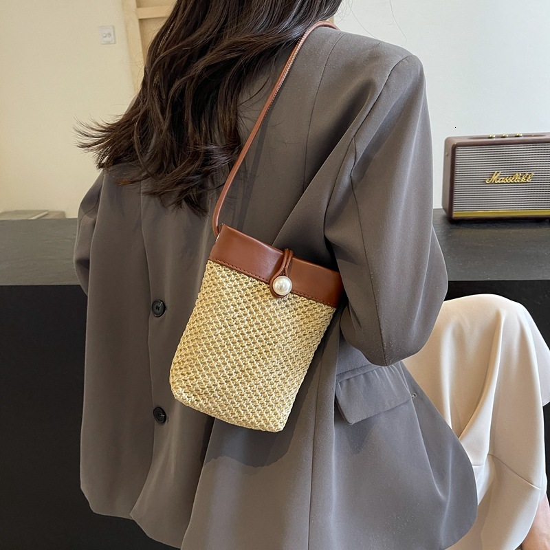 2025 Autumn New bag Shoulder Bag Exquisite Texture Women s Crossbody Bag women s Grass Bag Casual Women s Shoulder Bag Autumn New Designer Bag