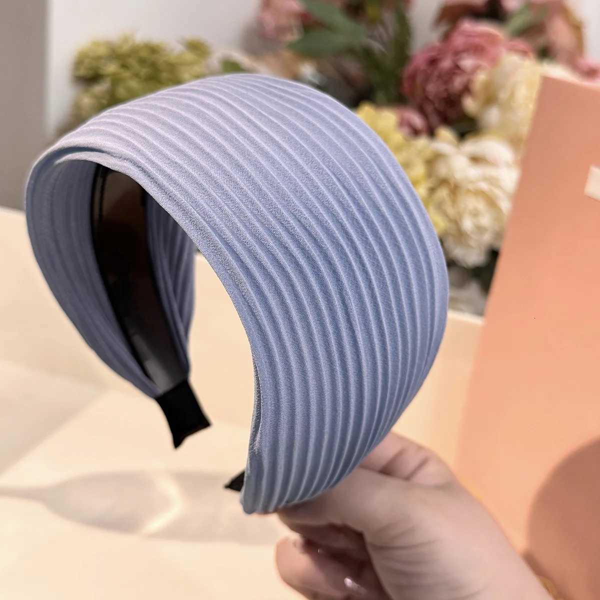 New Vintage Wide Pleated Chiffon Fabric Bands Simple Solid High Crown Hairband Wen Non-Slip Hair Hoop Wrap Accessories X250812