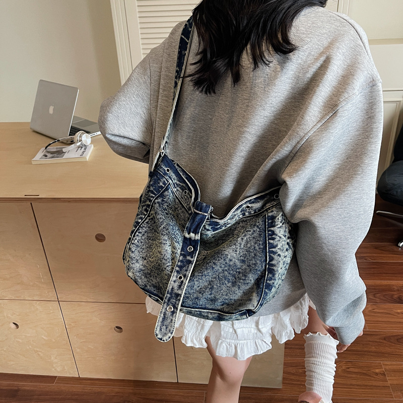 Denim New Fashion Versatile High-End Crossbody Large Capacity Commuter Tote Bag