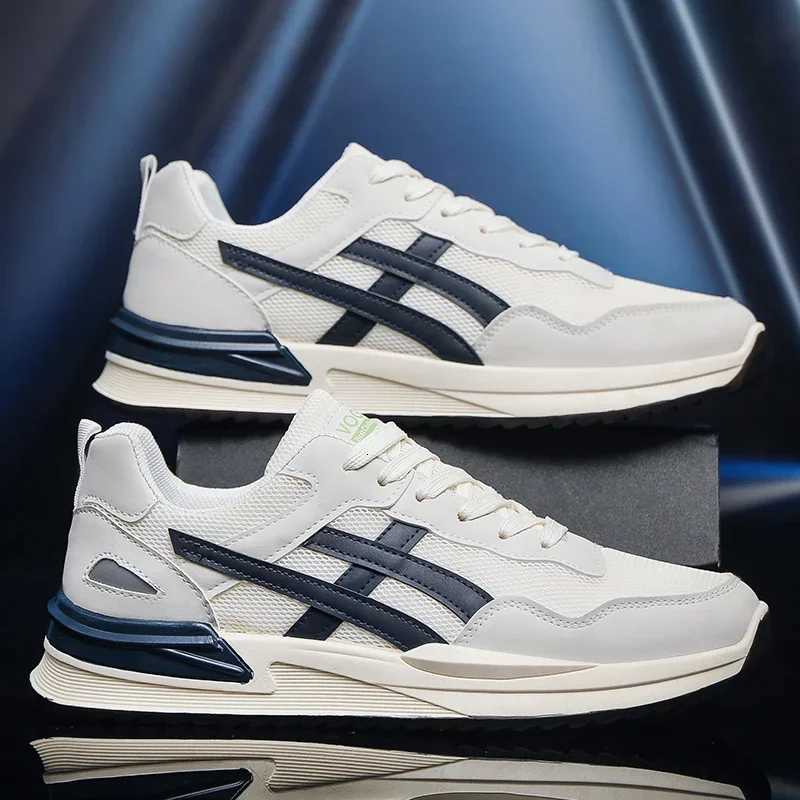 39-44 New Fashion Sports Shoes Unisex Shoes Men Light Walking Shoes Sneakers Men Casual Breathable Mesh Mens Tennis Shoes Z250812