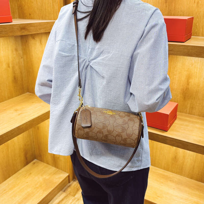 2025 Autumn/Winter New Bucket Women's Fashion Printed Handbag Versatile Large Capacity Shoulder Bag