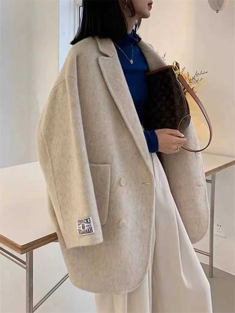 Korean Loose Long Sleeve Turn-down Collar Solid Woolen Coats Women Double-faced Cashmere Coat Winter 2025 Autumn Z250813