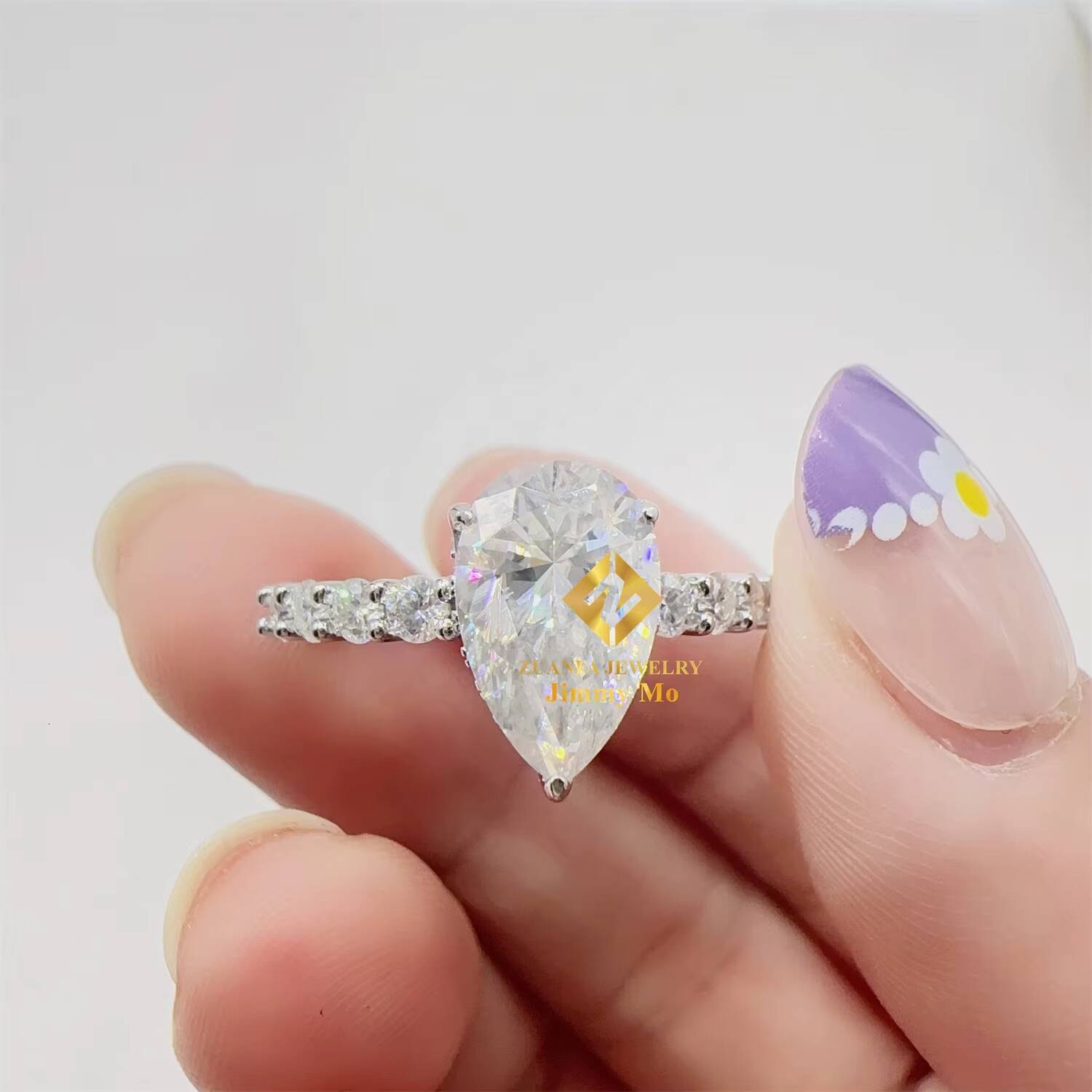 gorgeous female style 3CT pear-shaped 925 silver wedding bridal moissanite engagement ring