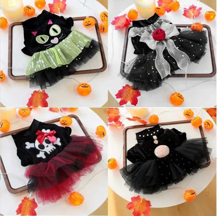 Halloween Pet Costumes Witch Bride Dress with Pumpkin Skull Design for Dogs Cats Elegant Lace Dress Gothic PirateXJ250813