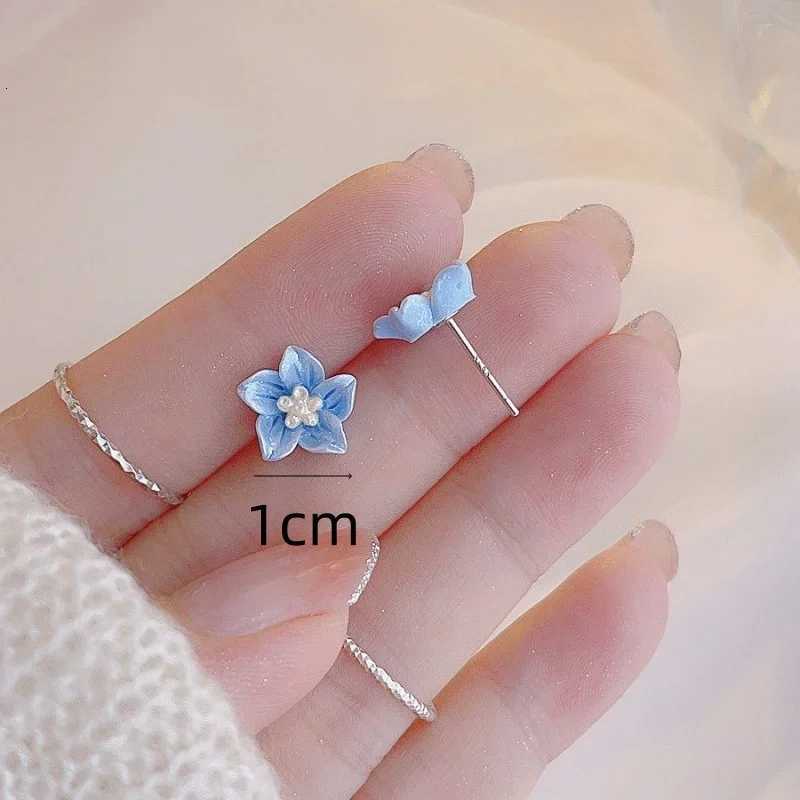 Resin Blue Camellia Stud Earring for Women New Trend Sweet Jewelry Accessory Wedding Christmas Gift Y250812