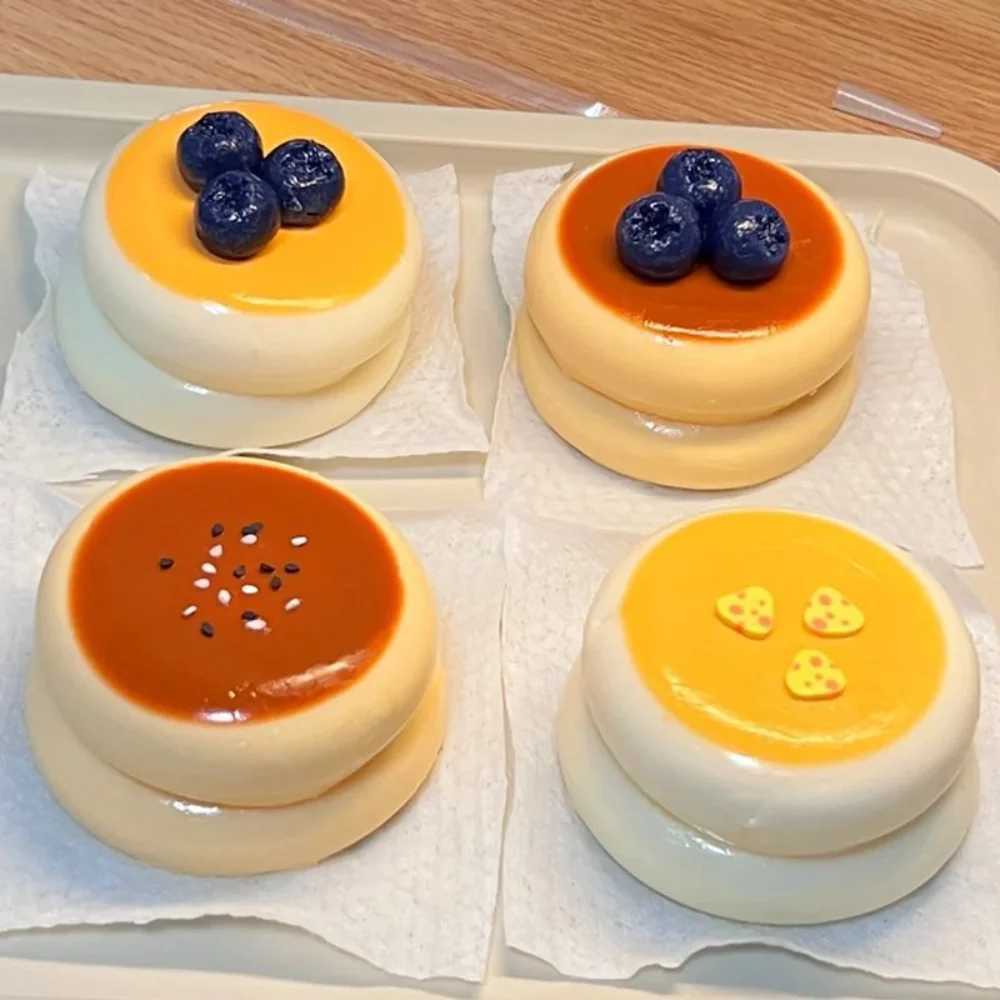 Taba Squishy Strawberry Blueberry Souffl Stress Relief Toy Sensory Fidget Toys for Kids Adults Anxiety Relaxation Squeeze Gift H250812