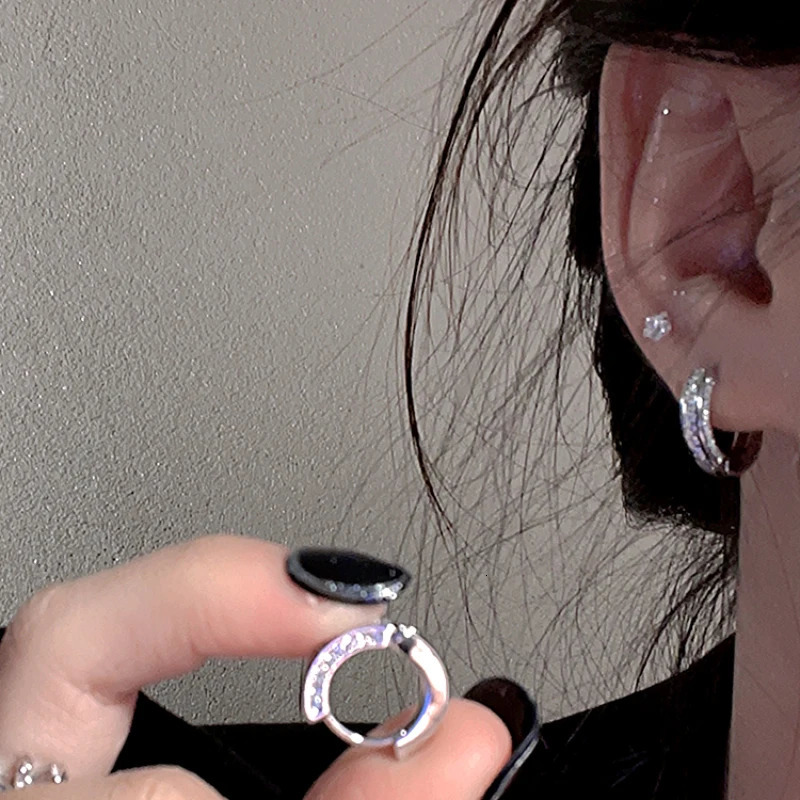 Fashion Stainless Steel Small Hoop Earrings For Women Punk Crystal Zirconia Cartilage Earrings Ear Buckle Jewelry 250812