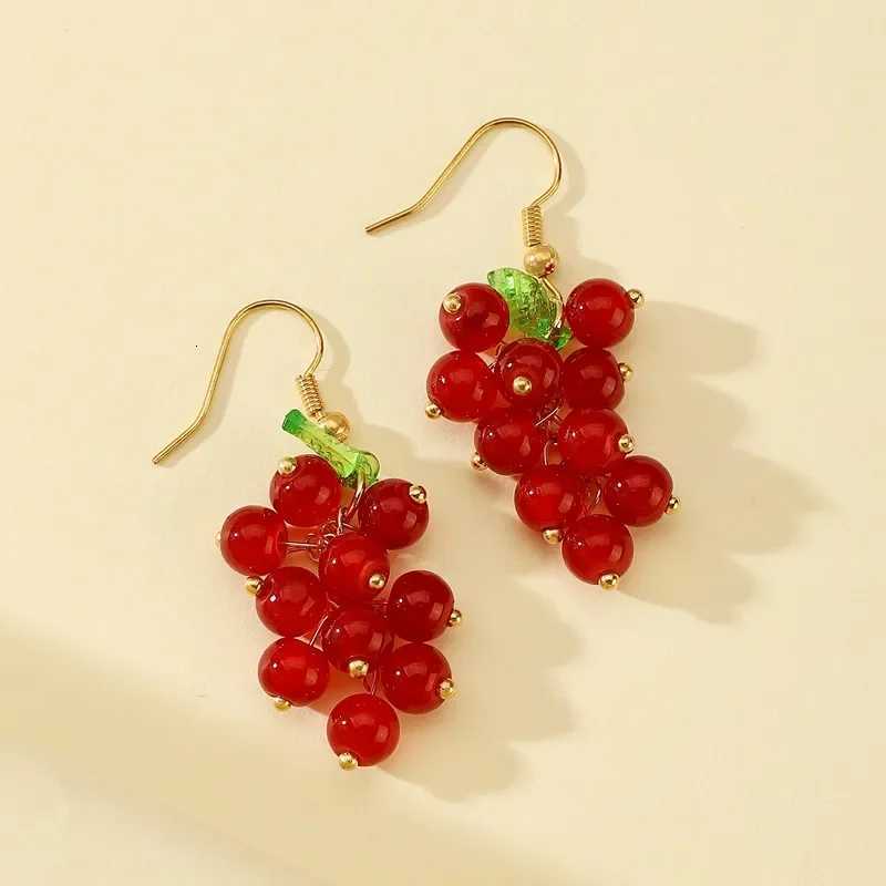 New Summer Unique Design Grape Beaded Earrings For Women Personalized Daily Accessory Party Jewelry Anniversary Birthday Gifts Y250812