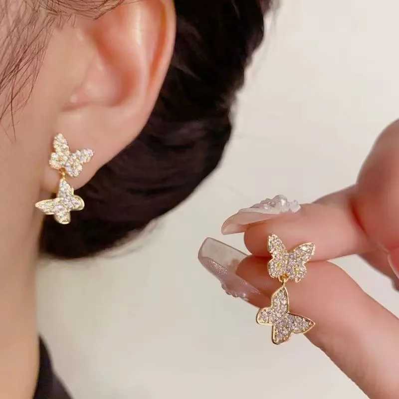 1 Pair Butterfly Stud Earrings With Cubic ZirconiaWomens Fashion Piercing Jewelry Girls Gift Y250812