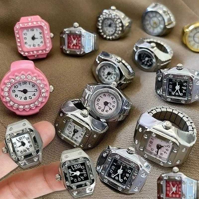 Vintage Punk Finger Watch Mini Elastic Strap Alloy Watches Couple Rings Jewelry Clock Retro Roman Quartz Watch Rings for Women and Men W250812