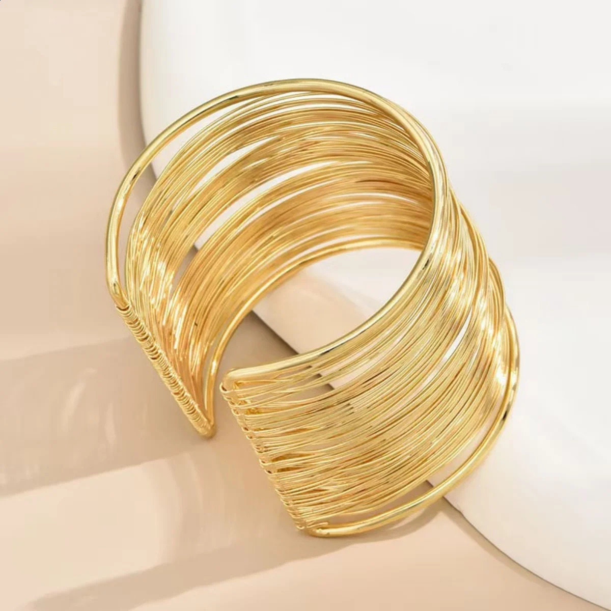 Creative Gold Color Metal Wire Bracelet for Women Men Open Mouthed Intersecting Intertwined Bangle Fashion Jewelry Gifts 250812