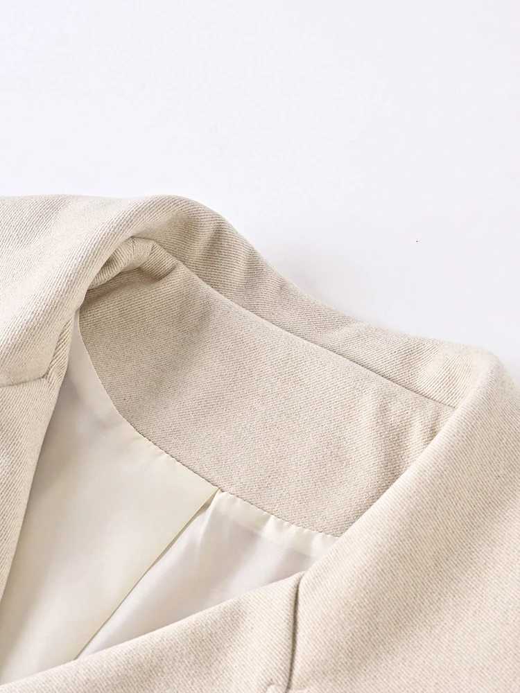 Popular Woman Bomber Jacket Coat Autumn Winter Warm Belt Design Woolen Jacket for Women Solid Khaki Elegant New In Outerwear Z250813