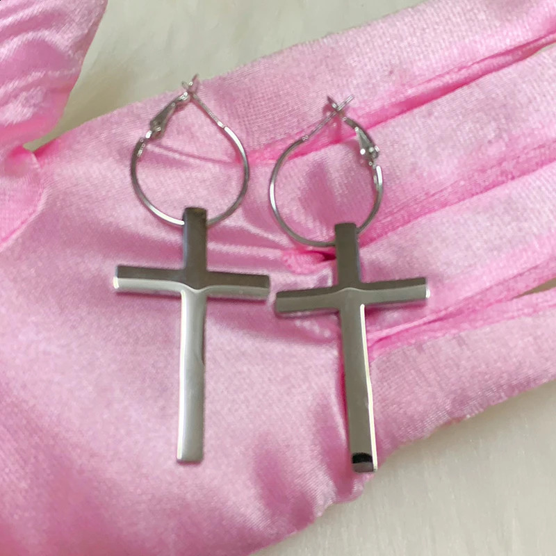 Y2K Jewelry Stainless Steel Cross Hoop Earrings Punk Charms Earrings for Women Goth Accessories Grunge Earrings Korean Fashion 250812