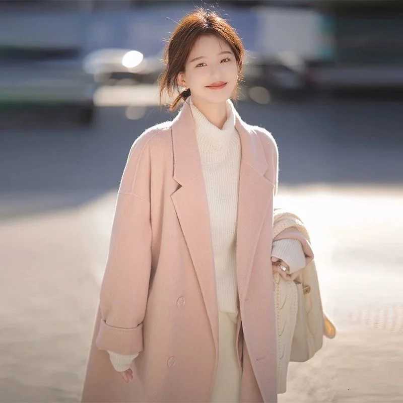 2024 New French Winter Romantic Temperament Womens Sweet and Fresh Woolen Coat Jacket Long Casual Coat for Women Z250813