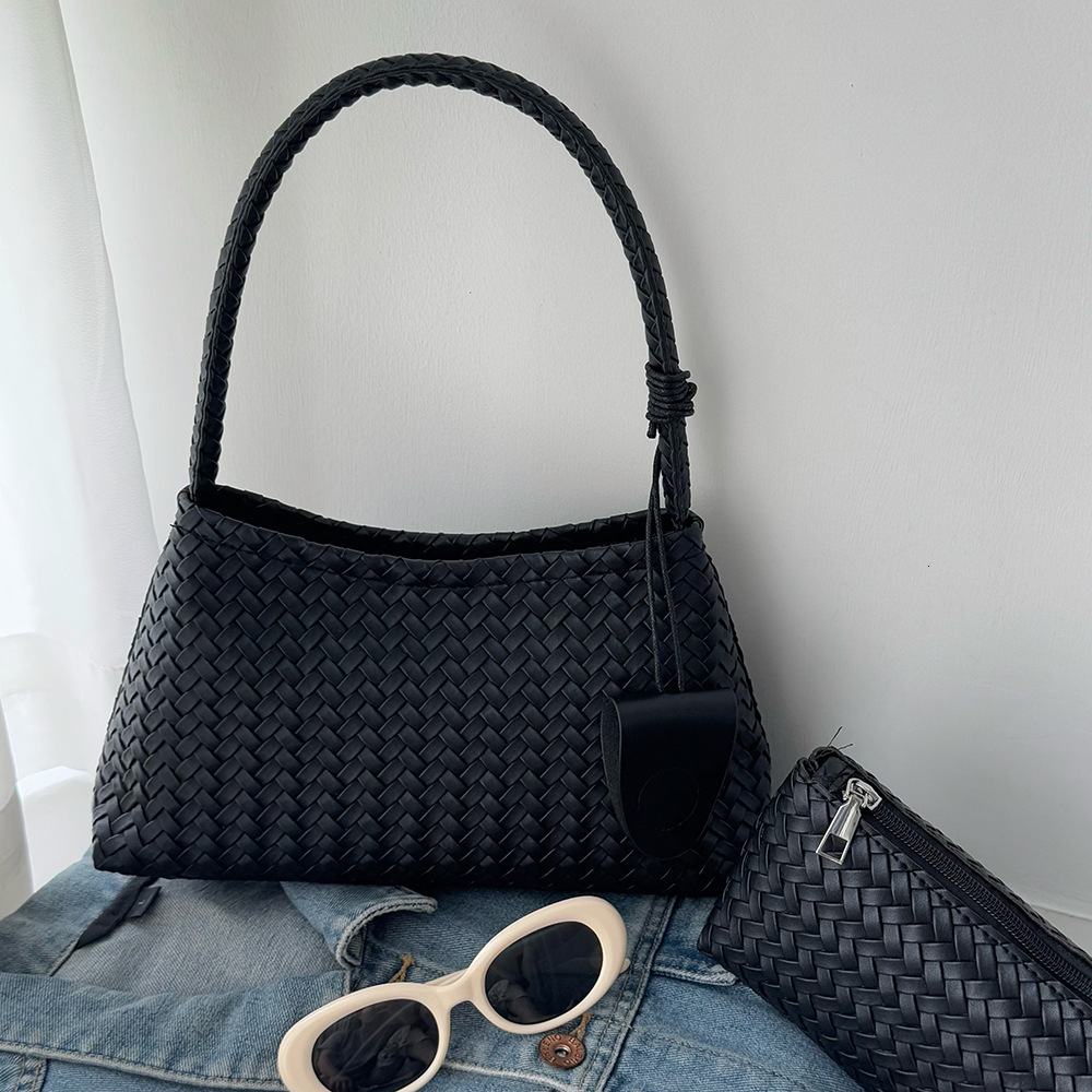 French Niche Woven Pattern Underarm for Women 2025 Elegant Versatile Commuter Glasses Clip Single Shoulder Handbag Mother-Daughter Bag ddmymarket
