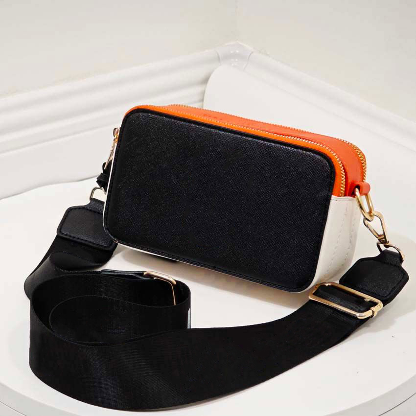 Designer Women Black Snapshot Camera Fashion Shoulder Daily Practical Cross Body Italic Flash Strap Purse High Texture Mini Mark Bag 10A ebe