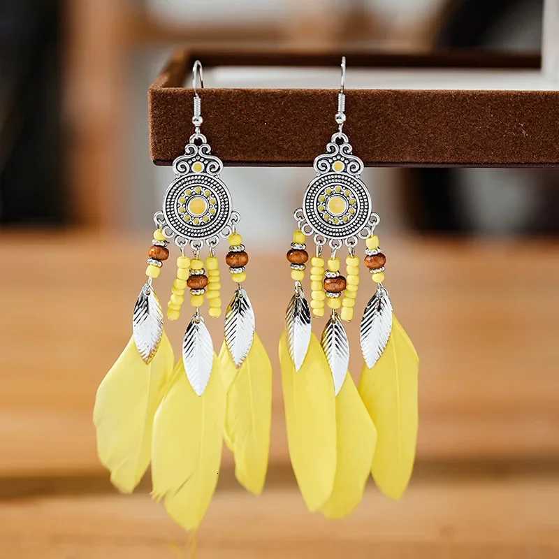 Bohemian Ethnic Feather Drop Earrings For Women Elegant Wood Beads Long Tassels Dangle Earring Girls Fashion Party Jewelry Y250812