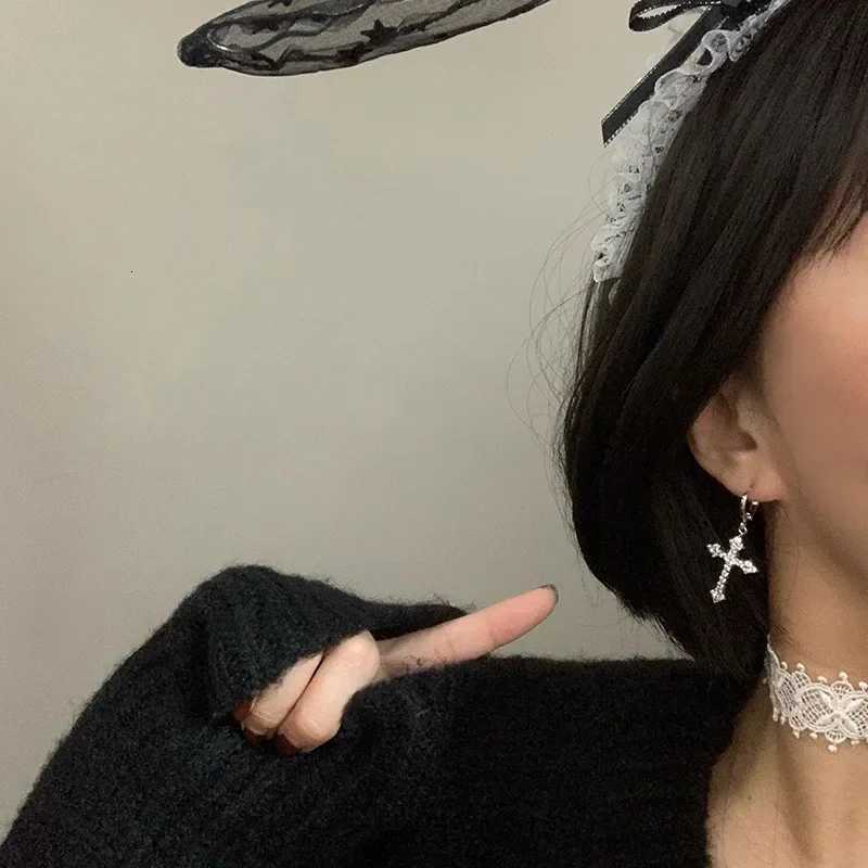 Goth Style Zircon Crystal Cross Drop Dangle Earring for Women Men Luxury Gold Silver Color Hoop Earrings Fashion Punk Jewelry Y250812