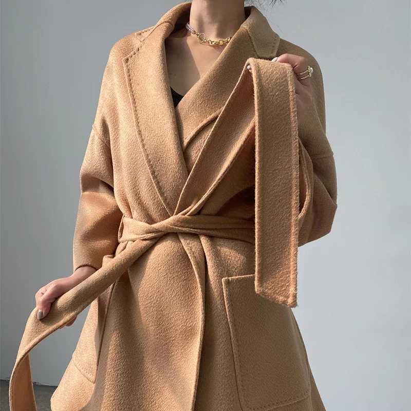 Autumn Winter Fashion Double-sided Cashmere Coat Women Thick Water Ripple Cropped Wool Coat Loose Lapel Neck with Belt Z250813