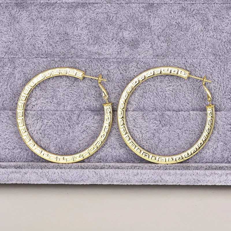 Huitan Trendy Pattern Flat Hoop Earrings for Women Big Circles Metal Gold Color Modern Fashionable Female Accessories Jewelry Y250812